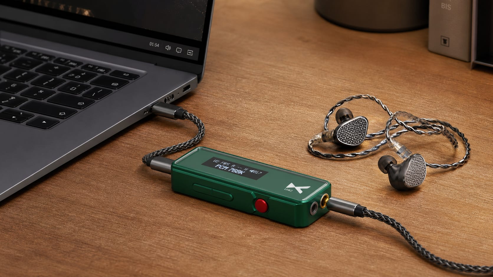 Compact USB DAC & Balanced Headphone Amplifier.